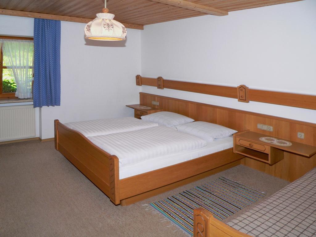 Gasthof - Pension zur Post Achslach Zimmer foto